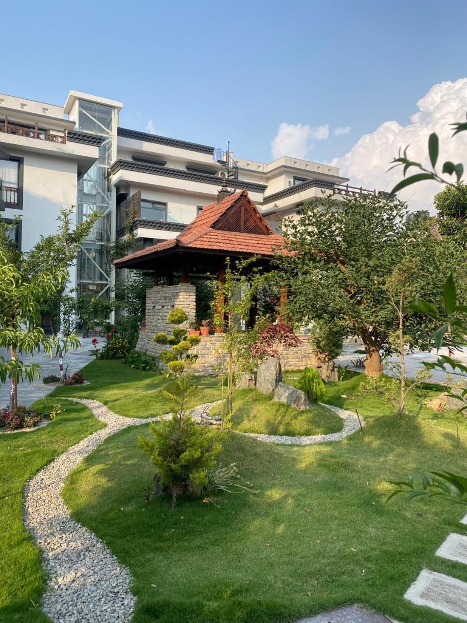 Uma Residence And Suites Kathmandu Exterior photo