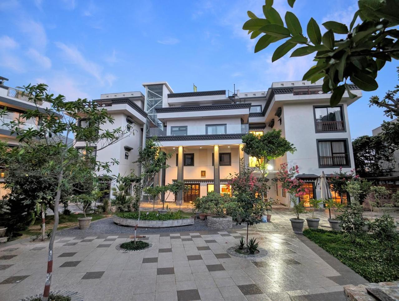 Uma Residence And Suites Kathmandu Exterior photo